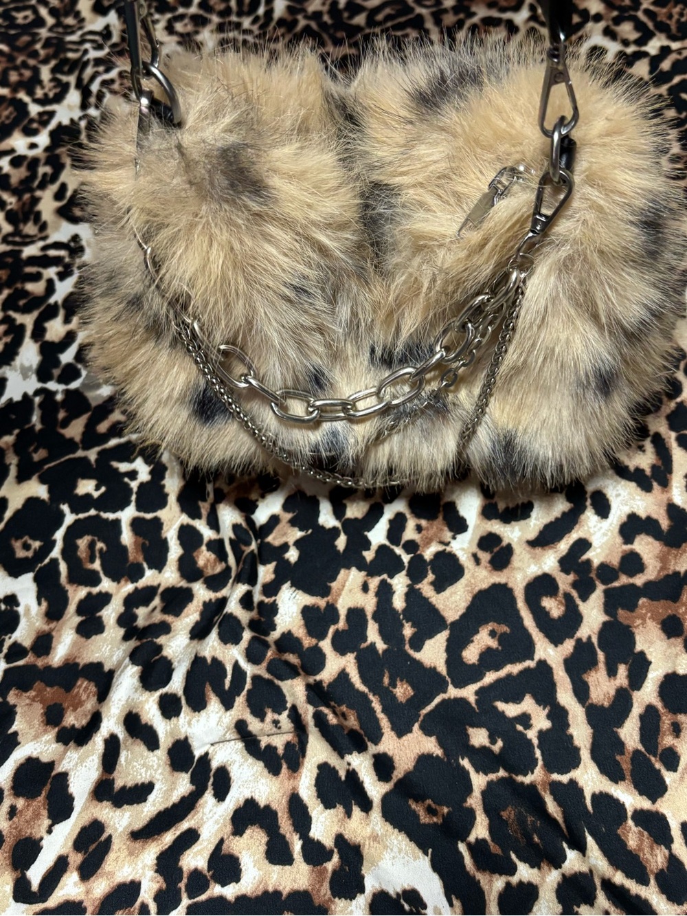 SHEIN Faux Fur Leopard-Print Shoulder Bag with Chain Strap